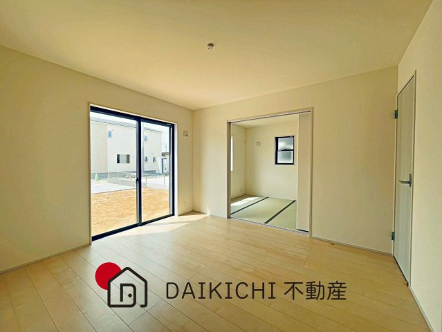 【居間・リビング】 | 行田市城西第2　リーブルガーデン　新築戸建　全9棟　2号棟