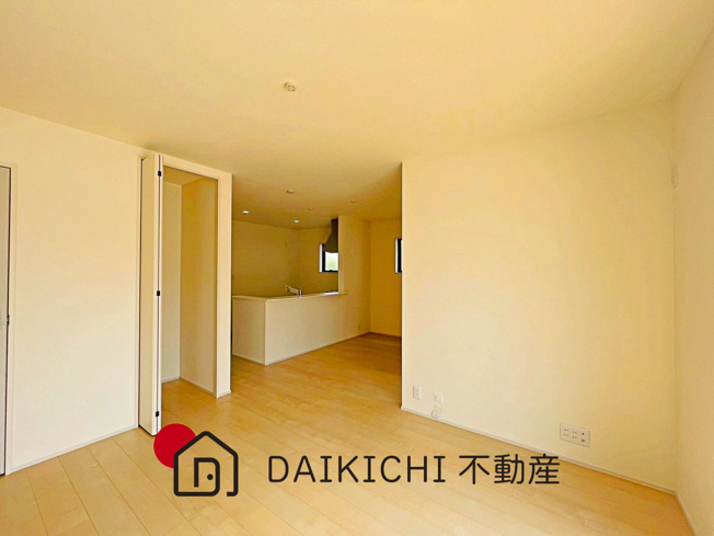 【居間・リビング】 | 行田市城西第2　リーブルガーデン　新築戸建　全9棟　2号棟
