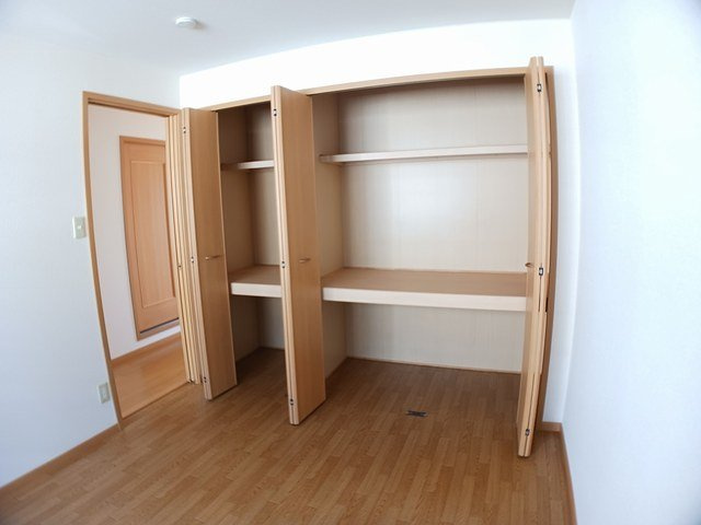 サニーパレスＢの収納