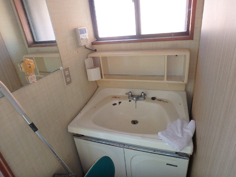 S1695H　吉佐美戸建の独立洗面台