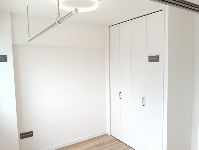 【洋室】 | 広々とした洋室です