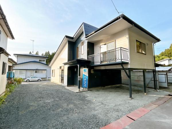 三戸郡五戸町字地蔵岱の外観|【住宅ローン減税対象】価格には消費税、リフォーム費用を含みます。