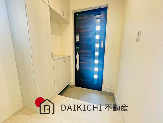 【玄関】 | 行田市城西第2　リーブルガーデン　新築戸建　全9棟　4号棟
