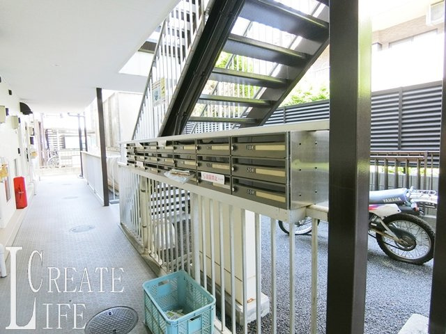 カーサ武蔵のエントランス