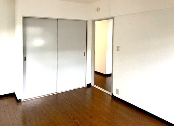 グランデ亀の井の収納