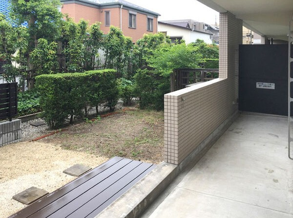 グランデ亀の井のバルコニー