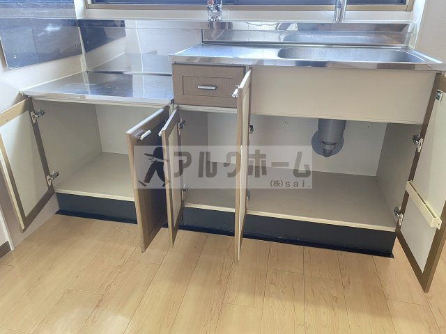 メュールパレ松本2のキッチン