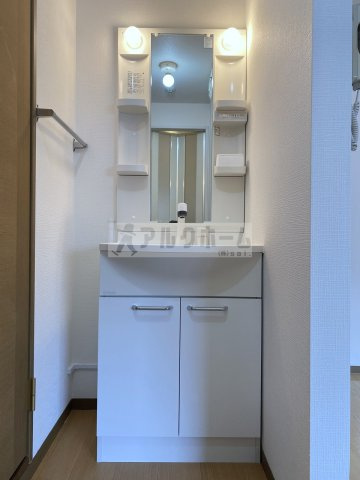 メュールパレ松本2の独立洗面台