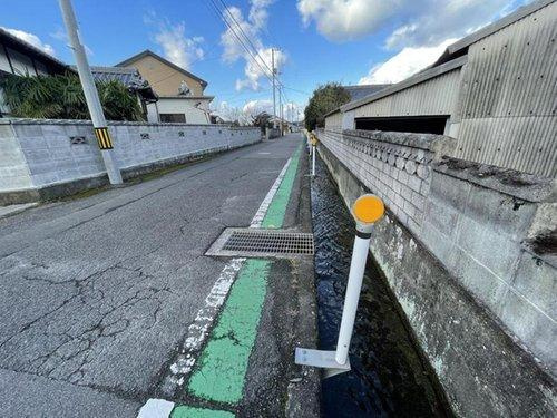 大生院　中古戸建の前面道路含む現地写真|前面道路含む現地写真