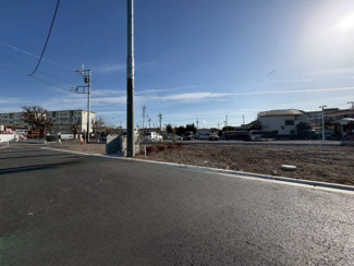 【前面道路含む現地写真】 | 弊社売主物件 東大和市上北台2丁目　売地　【全3区画】