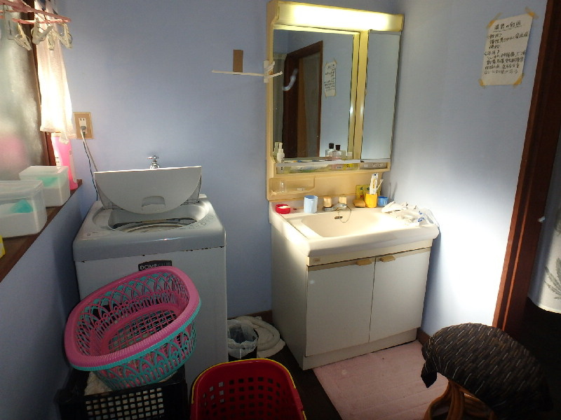 H0247H　大川戸建の独立洗面台