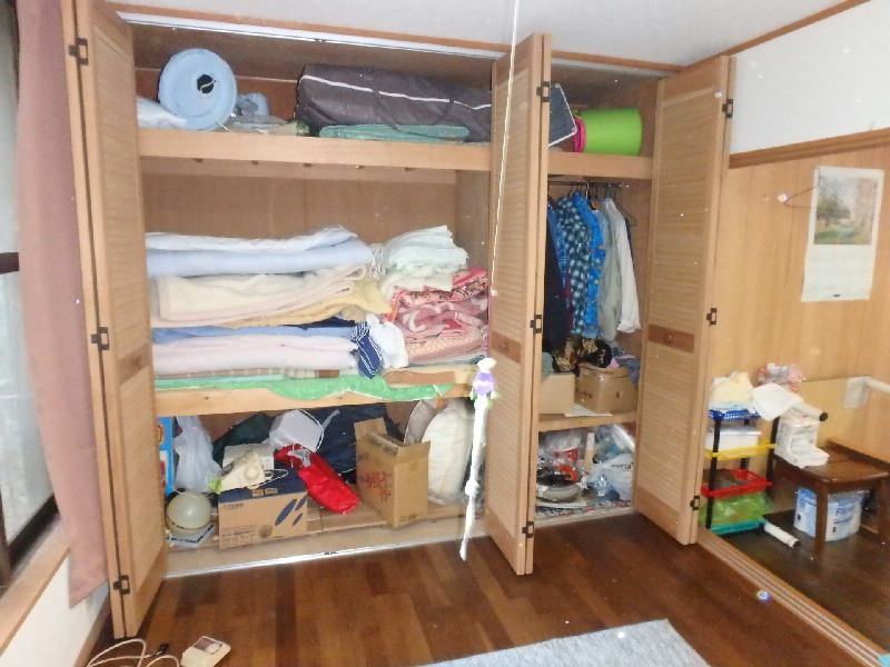 H0247H　大川戸建の収納