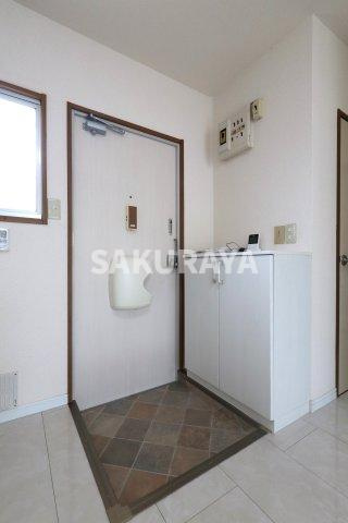 ストークコーポの玄関|2025年7月撮影。