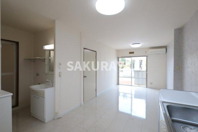 ストークコーポの居間・リビング|2025年7月撮影。