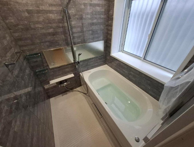 富田林市伏山　リフォーム済み戸建ての浴室