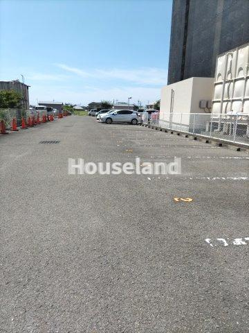 サンライズマンション岩出Ⅱの駐車場