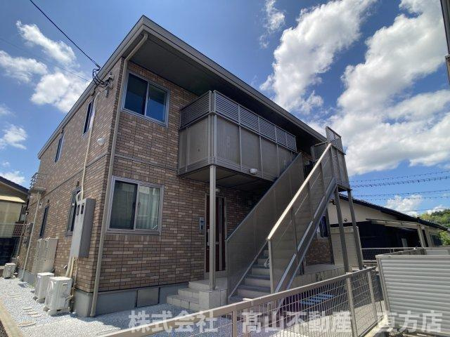 直方市大字頓野のアパートの外観