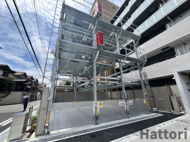 ArtizA緑地公園の駐車場