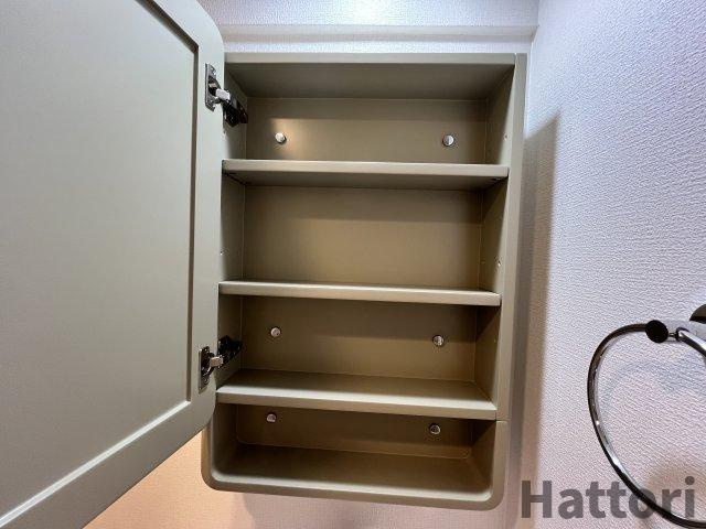 ArtizA緑地公園の独立洗面台