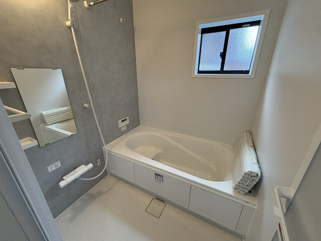 【浴室】 | 大野城市南ヶ丘6丁目3期　2号棟（全4棟）【仲介手数料無料・0円】 | 施工例。浴室です。施工例は完成時と異なる場合があります。