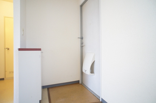 サンクレストハイツの玄関