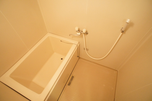 サンクレストハイツの浴室