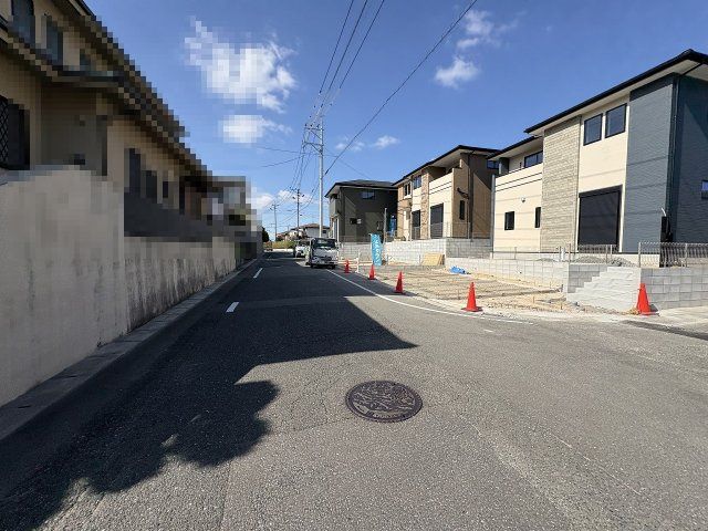 【その他】 | 大野城市南ヶ丘6丁目3期　3号棟（全4棟）【仲介手数料無料・0円】 | 現地写真。前面道路です。