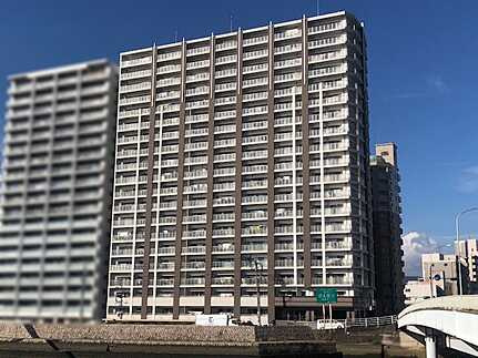 ルミナス舟入本町リバーフロントの外観