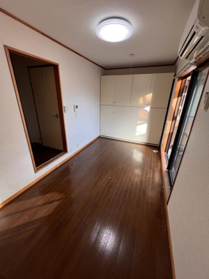 【エントランス】 | コーポ八重