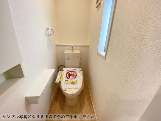 CGうるま市石川東山本町第5-1号棟　＼☆ご成約時キャッシュバック☆／のトイレ|サンプル写真となりますので予めご了承ください。