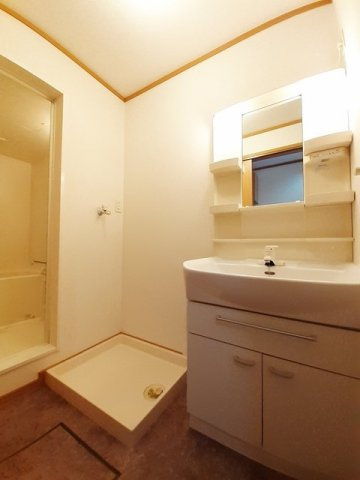 ゼファー徳重の洗面所