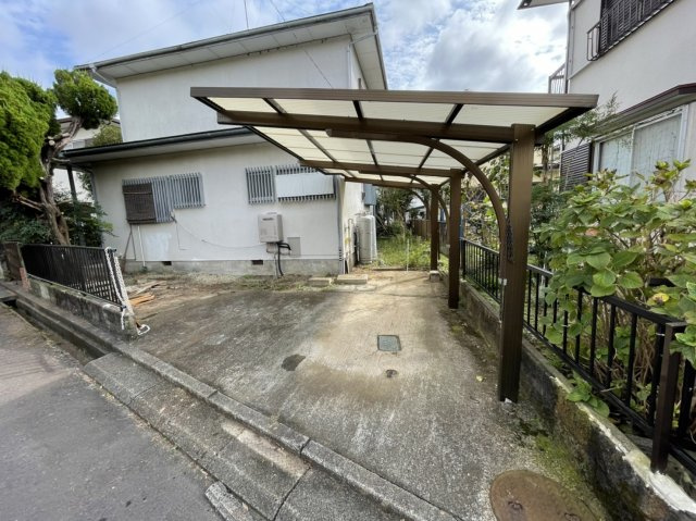 ベイハウスの駐車場|2台付