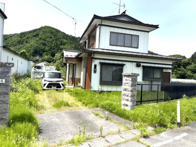 三戸郡南部町大字大向字後構の外観|【住宅ローン減税対象】価格には消費税、リフォーム費用を含みます。