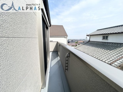 【内観：施工例】 | 明石市二見町福里　新築戸建 | 同社施工例♪バルコニー♪