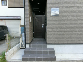 【エントランス】