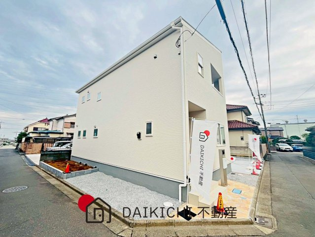 【前面道路含む現地写真】 | 鴻巣人形3丁目　リーブルガーデン　新築戸建　全1棟　1号棟