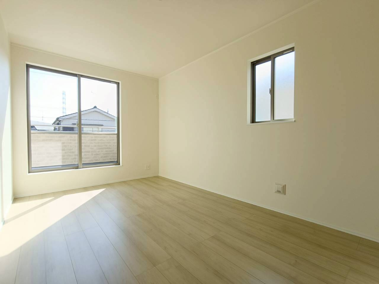 吉川市　中曽根1丁目　新築戸建　全2棟の洋室|スタンダードな洋室です