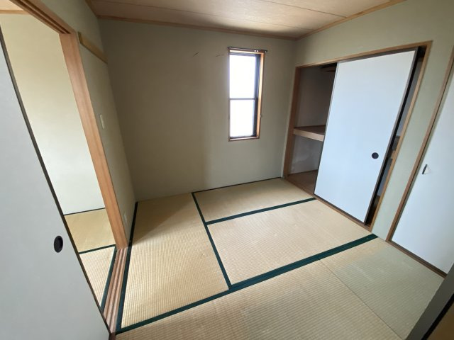 ブルースカイ山本Ⅱの子供部屋