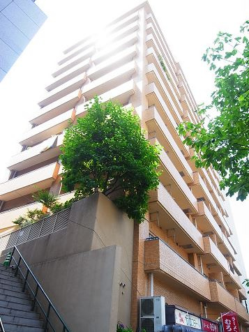 ダイアパレス御苑前の外観|ダイアパレス御苑前