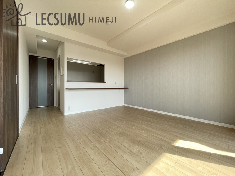 ネオハイツ姫路アメニティ228の居間・リビング