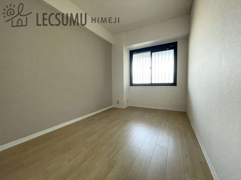 ネオハイツ姫路アメニティ228の寝室