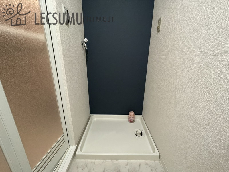 ネオハイツ姫路アメニティ228のランドリースペース