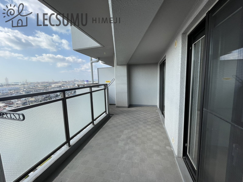 ネオハイツ姫路アメニティ228のバルコニー