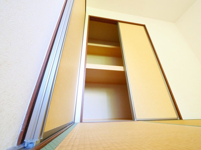 カサグランデ（六条）の収納