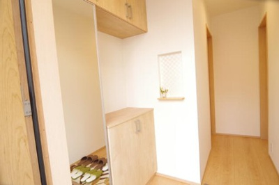 【玄関】 | 広木1丁目　床暖房付き☆新築戸建