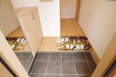 【玄関】 | 広木1丁目　床暖房付き☆新築戸建