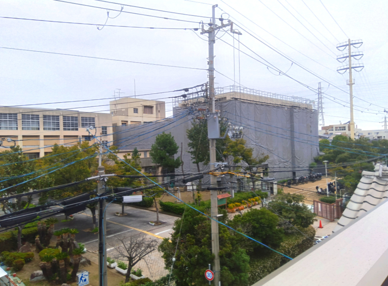 武庫元町１丁目新築戸建の展望|北側は武庫の里小学校のため開放感がございます。