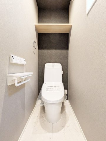 武庫元町１丁目新築戸建のトイレ