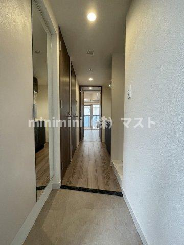 プレサンス桜川グロワールの玄関