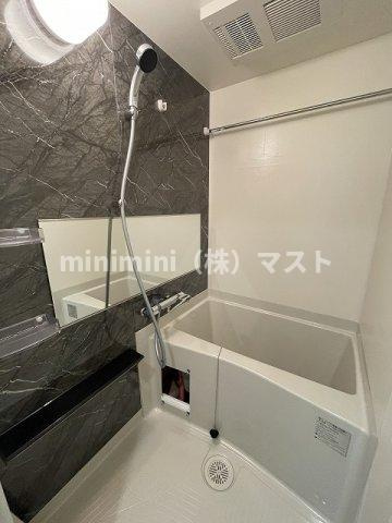 プレサンス桜川グロワールの浴室